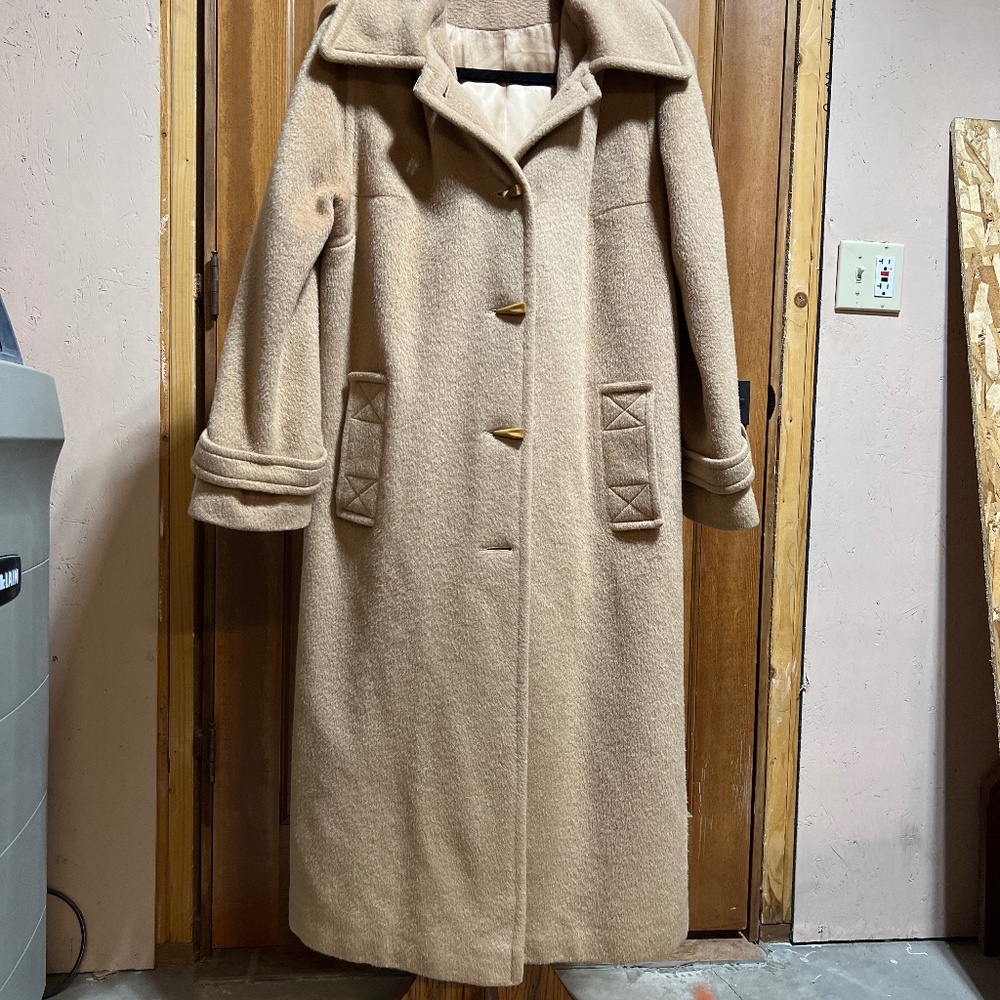 Vintage Long Winter oversized trench coat.